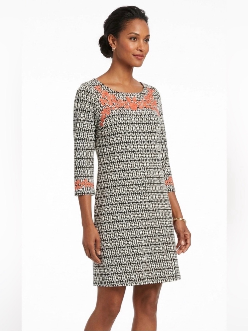 THML - Anthro- Black & White Geometric Shift Dress with Coral Embroidery - sz XS